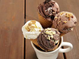 Domowe lody czekoladowe - jak zrobić?